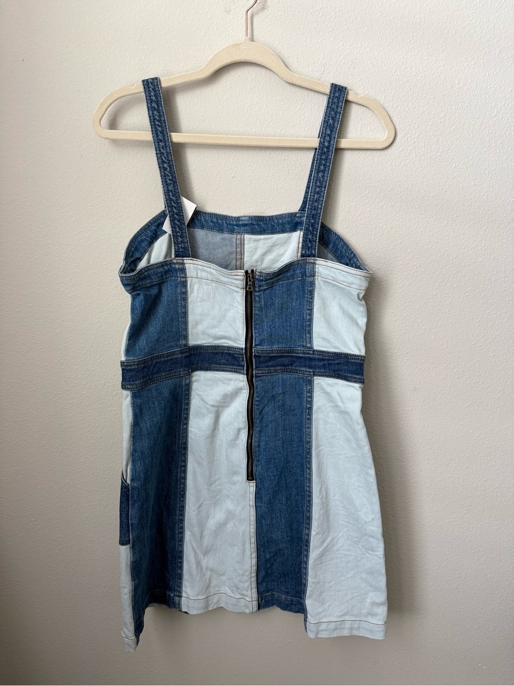 Alice + Olivia Two-Tone Denim Patchwork Mini Jamie Dress Y2K Size 10 - Picture 5 of 8
